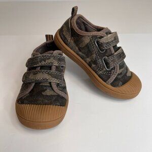 Cat & Jack Boy Shoe 7 Toddler Camo Low Top Strap Sneaker School Play Run Core Go